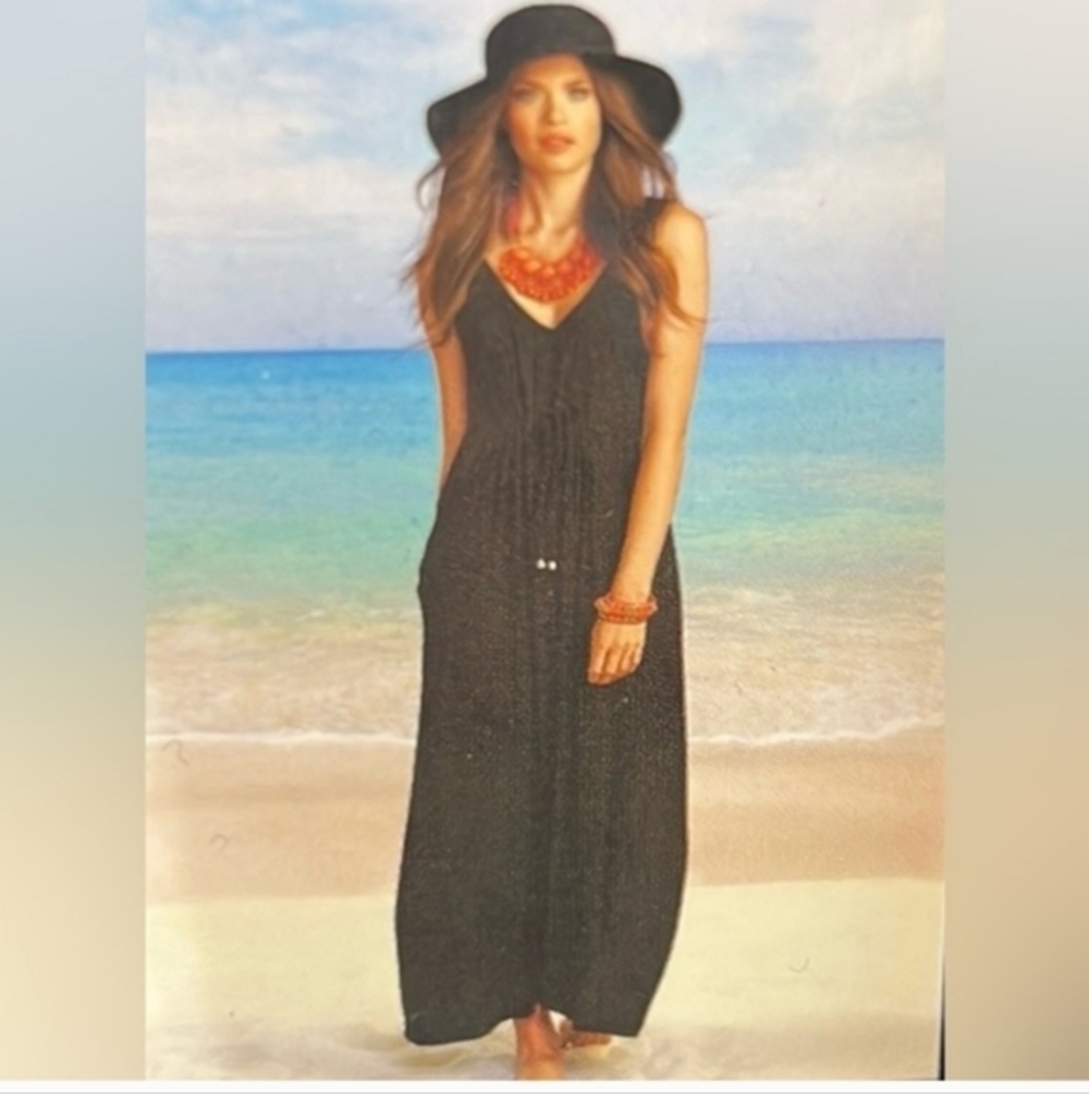 Charlie Paige Black Sleeveless Scoop Neck Robe Maxi Sundress with Waist Tie